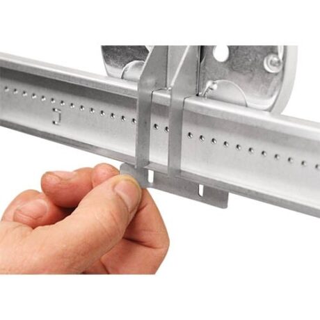 DROP-ON-BAR SLIDER BRACKET FOR PANCAKE & MULTIGANG BOXES BARB-SLIM - Image 4